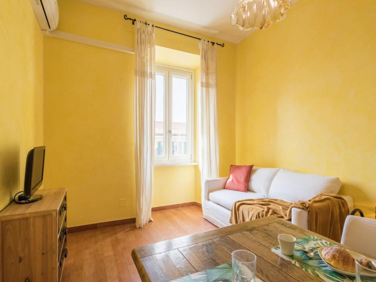 The Best Rent - Colourful Two-Bedroom Apartment Near Termini Station Roma Eksteriør bilde