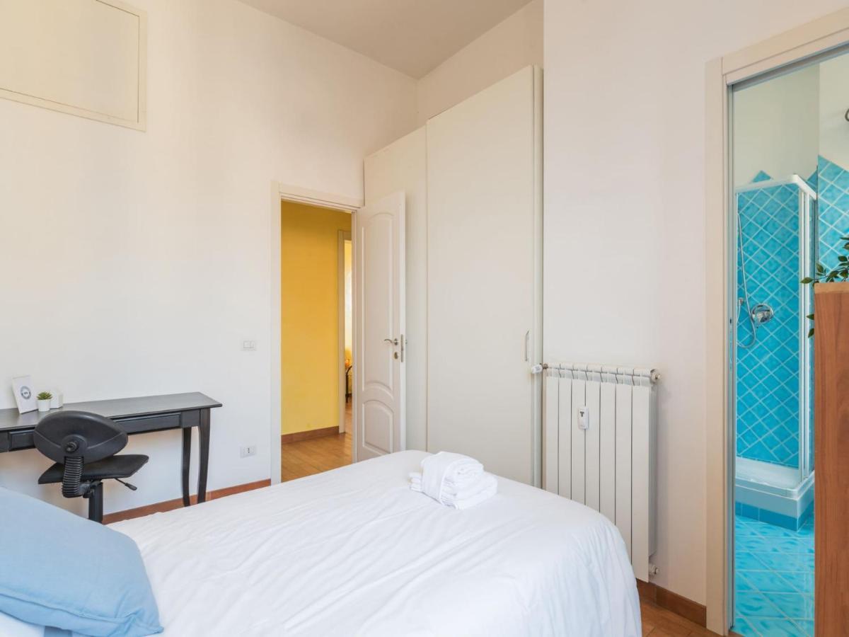 The Best Rent - Colourful Two-Bedroom Apartment Near Termini Station Roma Eksteriør bilde