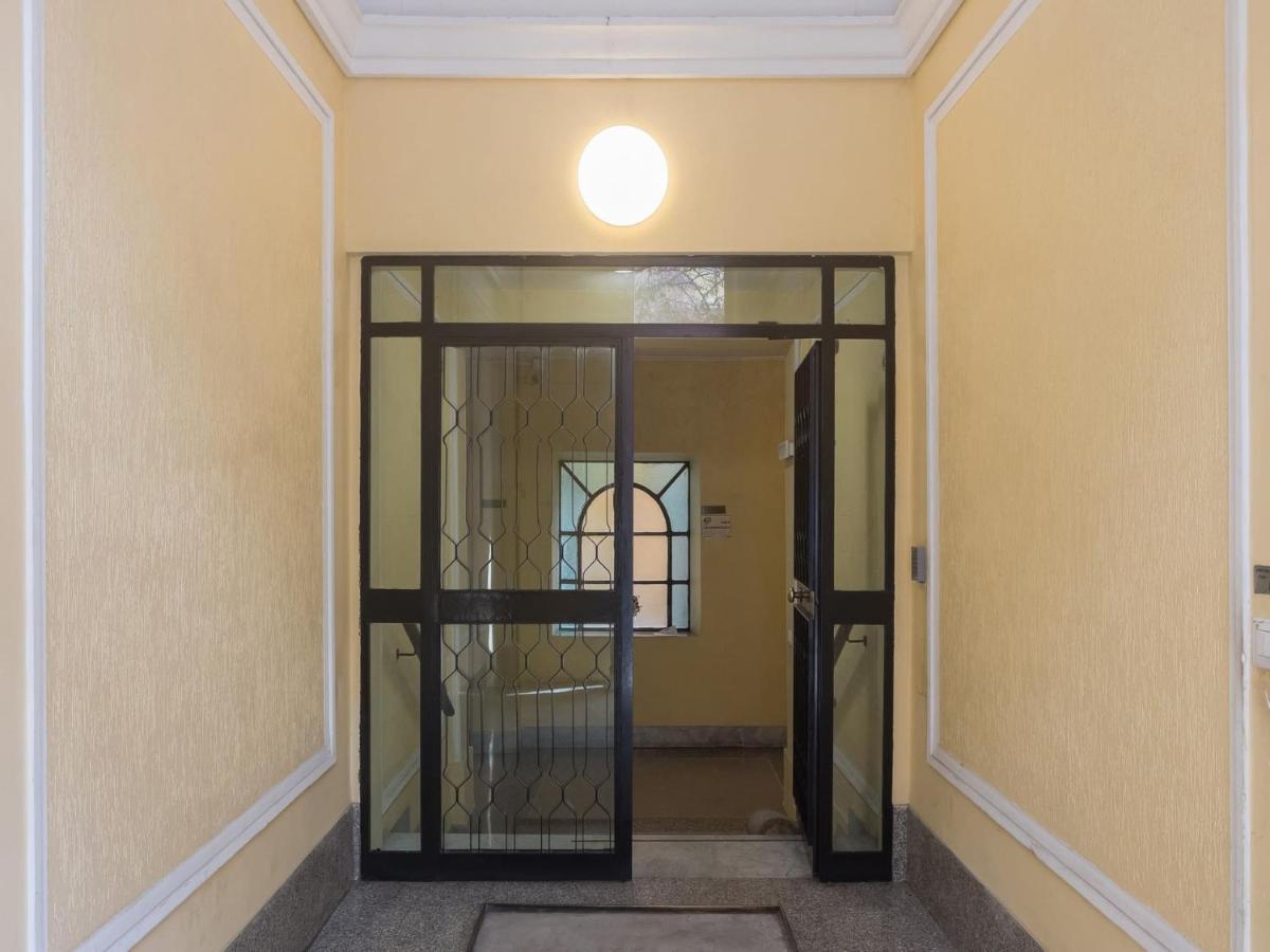 The Best Rent - Colourful Two-Bedroom Apartment Near Termini Station Roma Eksteriør bilde